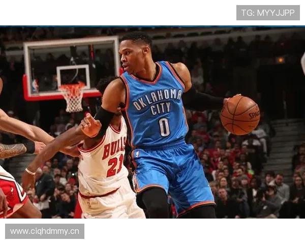 韦斯特布鲁克这日常，奢华得让人怀疑他家水龙头是不是金的？